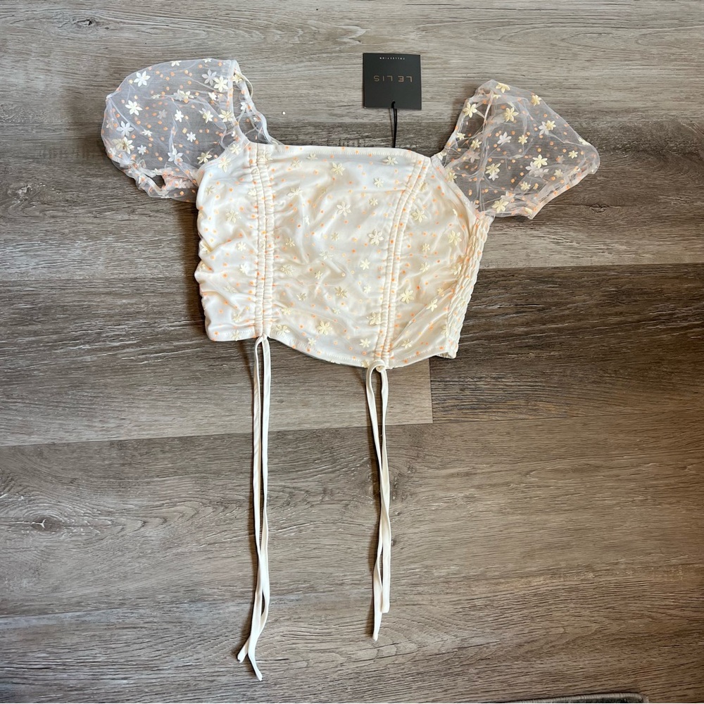NWT Le Lis Collection glitter floral crop top - Picture 7 of 12